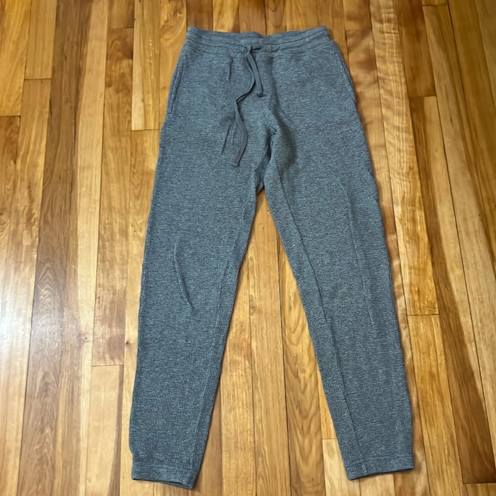 Aritzia grey waffle knit joggers